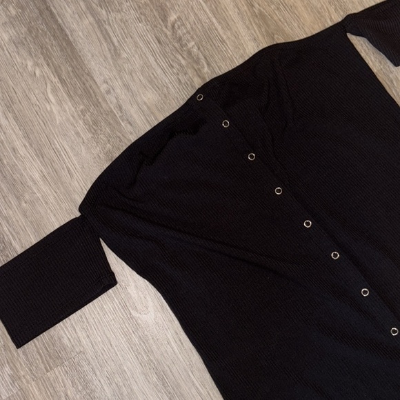 Black Off-Shoulder Dress - Picture 2 of 2